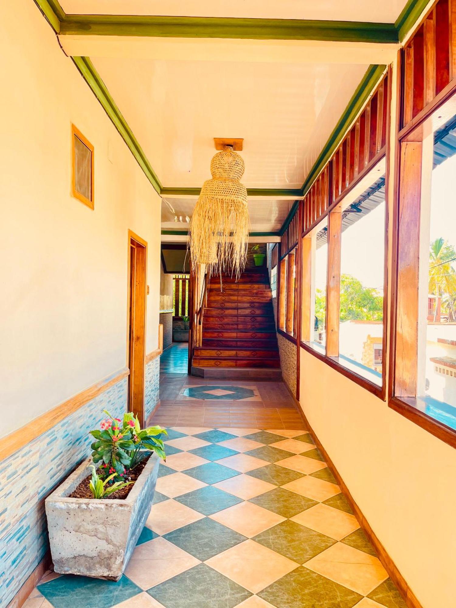 Le Nouvel Eden Hotel Toliara Exterior foto