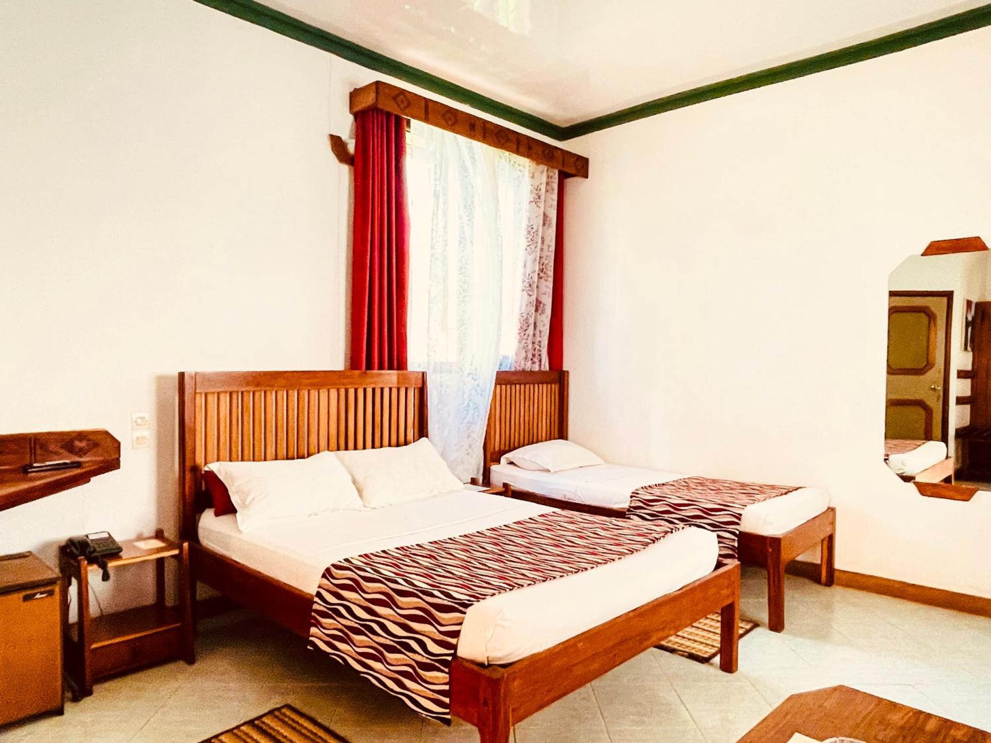 Le Nouvel Eden Hotel Toliara Exterior foto